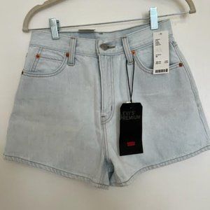 Levi’s Premium Wide Leg Jean Shorts Light Wash Primer Blue Denim - Size 26